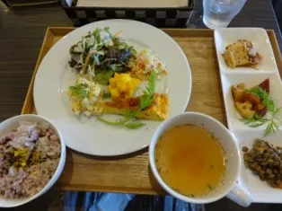 ＤＥＬＩ＆ＣＡＦＥ ＢＲＵＮ et ＢＬＡＮＣ（デリ＆カフェ　ブランエブラン）の料理写真