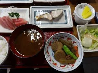 日の出寿司写真