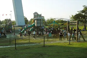 138タワーパーク　タワーすぐ隣にある遊具