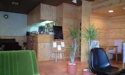 cafe PEYROU(ペイルー)店内写真