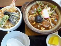 ミニ味噌煮込みと天丼セット写真