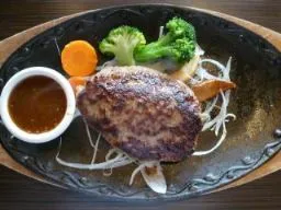 ステーキハンバーグ＆サラダバー けん　一宮店（閉店）　ランチ写真