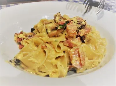 ぺペサーレ料理写真