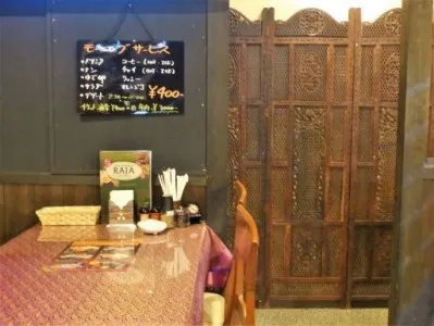 RAJA 一宮店 内装