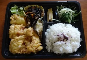 com-cafe三八屋お弁当写真